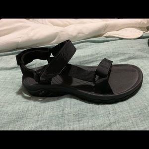 Tevas new never worn